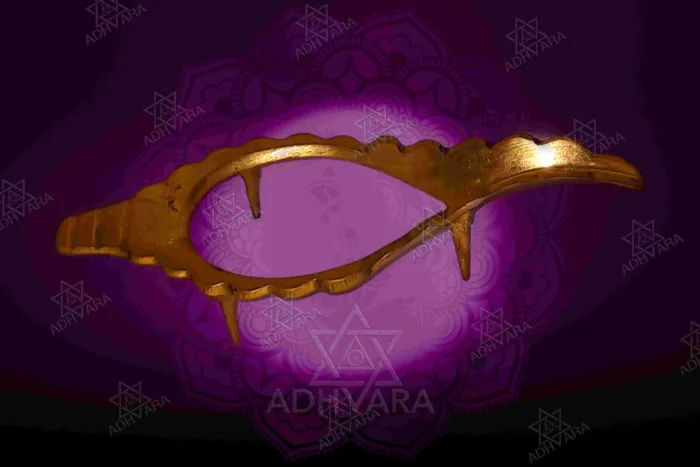 Brass SHANKHA STAND 5.3”